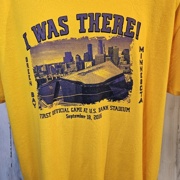 Men's Stadium I Was There! Graphic T-Shirt Size XL Yellow Green Bay Minnesota - Picture 3 of 10